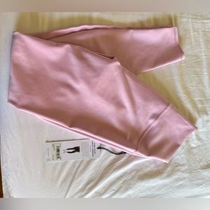 Alo yoga pink leggings